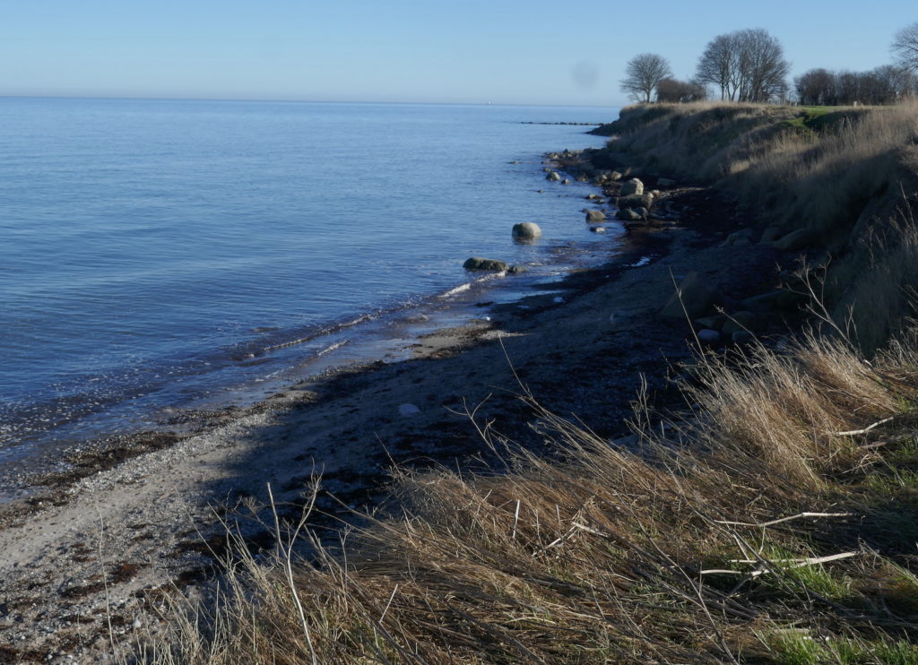 Steilküste im Osten der Insel