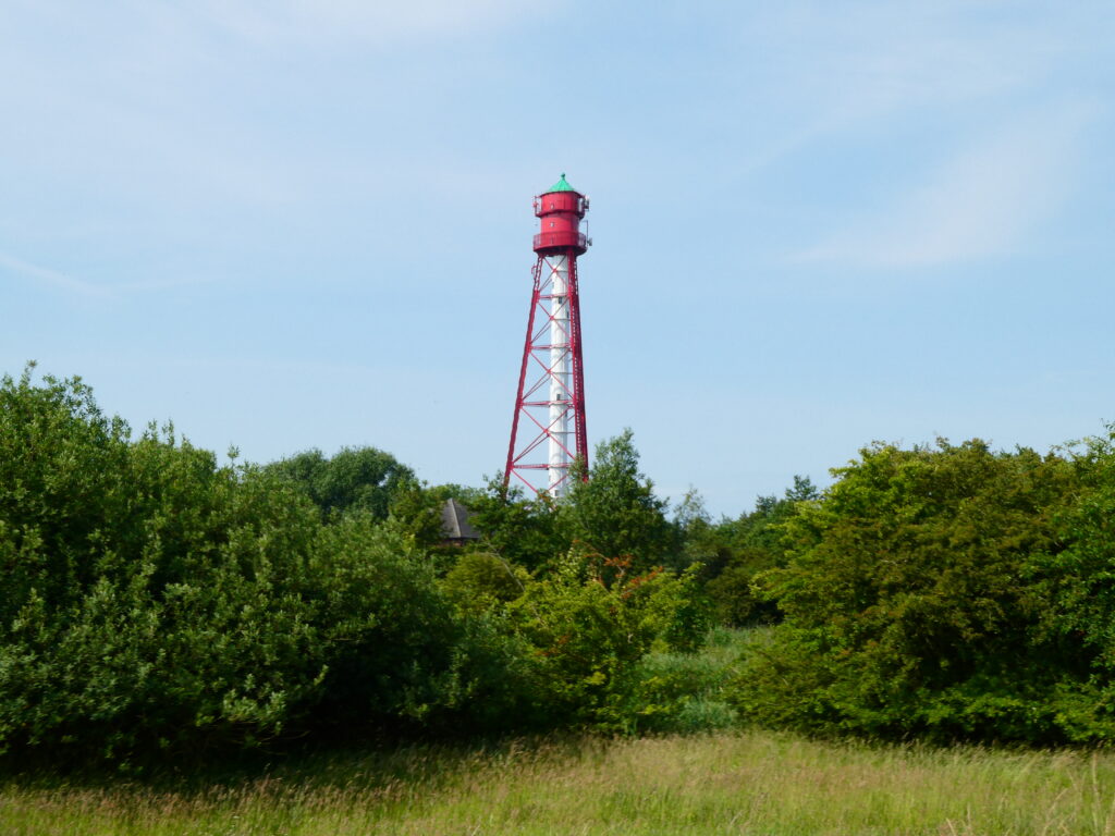 Der Leuchtturm Campen ist 65 m hoch